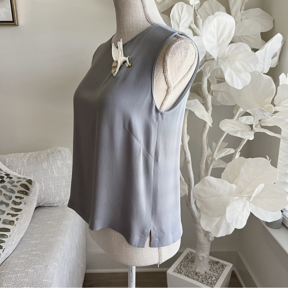 CHANEL Sleeveless Silk Top with White Floral Detail - Picture 5 of 9